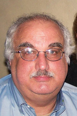 Dr Dennis Mess